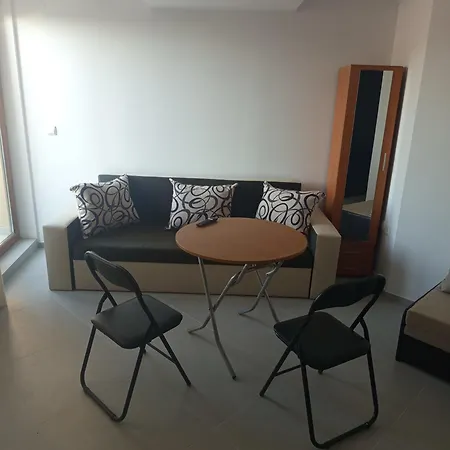 Apartment амадеус 11 *