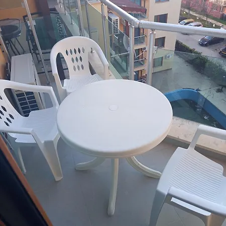 Apartment амадеус 11 *